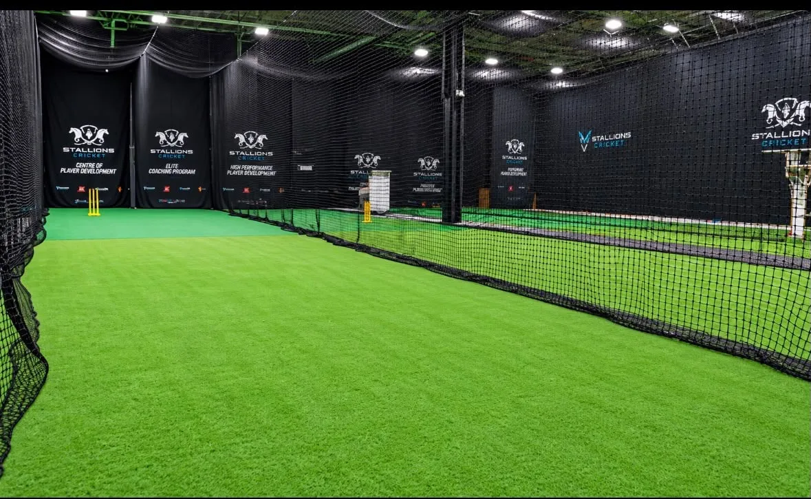 Indoor practice lanes at Stallions